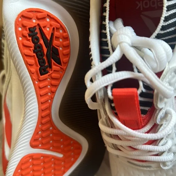 🏋️‍♂️👟 Reebok HIIT Training Sneakers Men’s 6.5 - White, Black, Orange Blast!