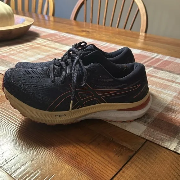 - Womens ASICS Gel Kayano Shoes