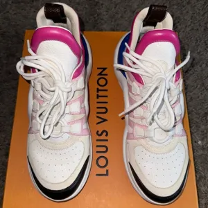 100% authentic Louis Vuitton sneakers