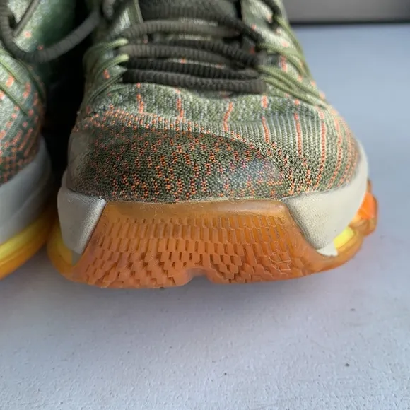 405 Nike KD‎ 8 'Easy Euro' Green/Orange Basketball Shoes Men’s Size 10.5