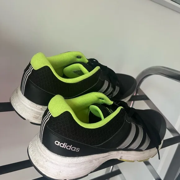 Adidas cloud foam city runners shoes lime green black bright neon athletic gym.
