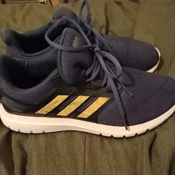 Adidas cloud foam shoes size 11.5 for men