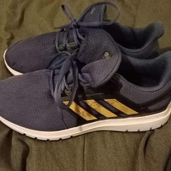 Adidas cloud foam shoes size 11.5 for men