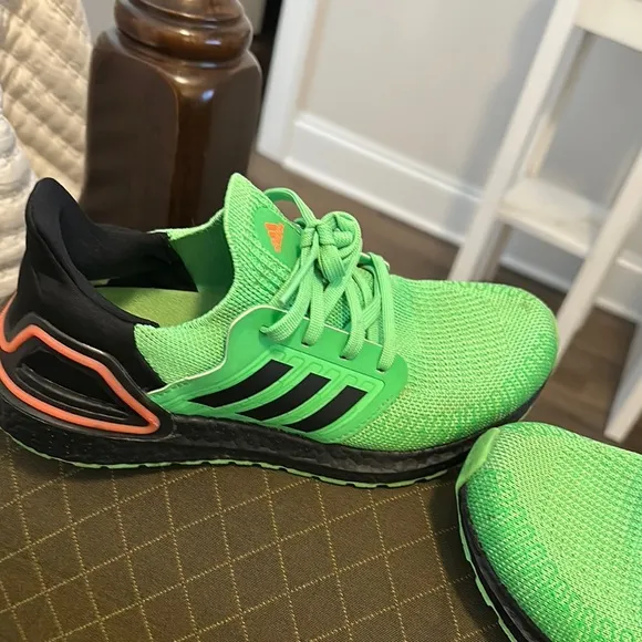 Adidas Kids Green Running Shoes ULTRABOOST 20 RUNNING SHOES JUNIOR