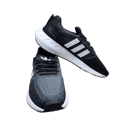 Adidas Men's Size 8.5 M Sneakers Swift Run 22 Athletic Running Black Shoes (875)