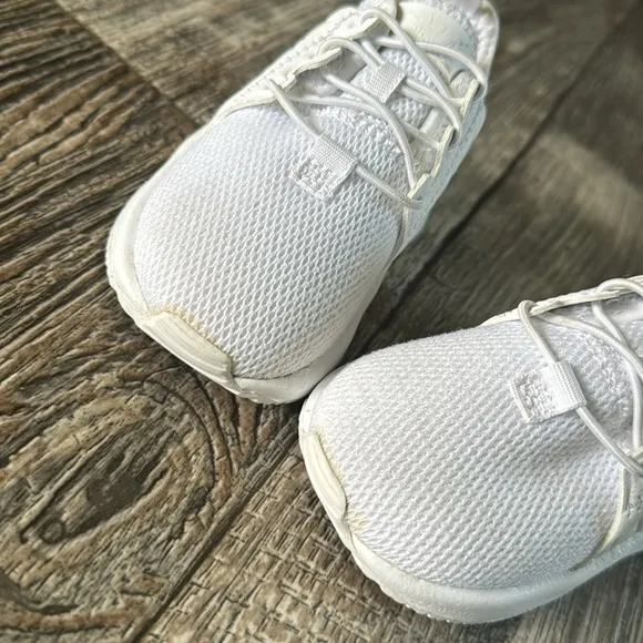 🌟Adidas Originals 🌟Swift Run Kid 5KToddler Shoes WHITE Boy/Girl Sneaker