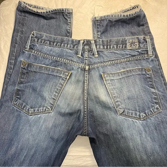 Agave River Men’s Jeans 33 Waist Designer Distressed Weathered Slim Skinny Fit