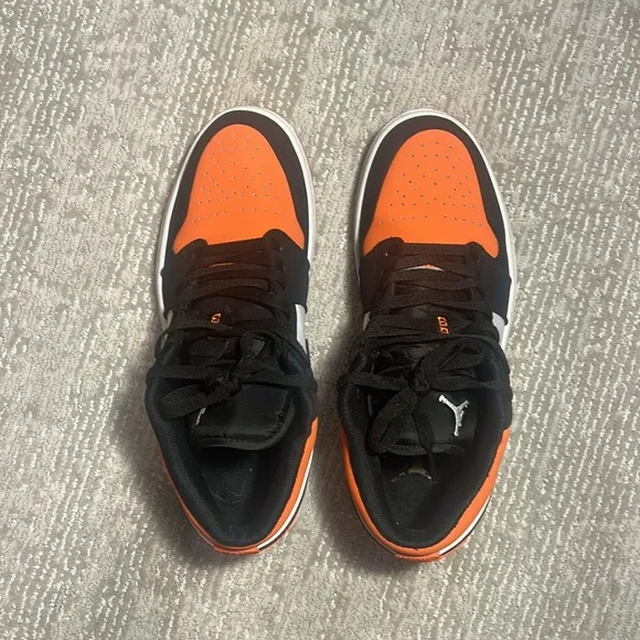 Air Jordan 1 low ‘Shattered Backboard’