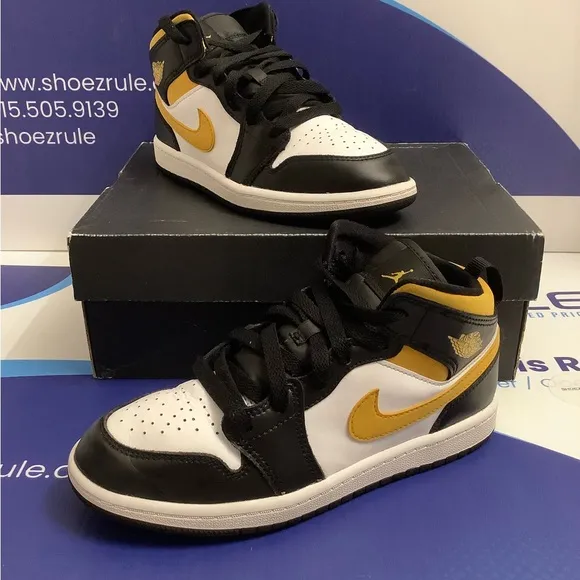 Air Jordan 1 Mid White Pollen Black Kids 3y