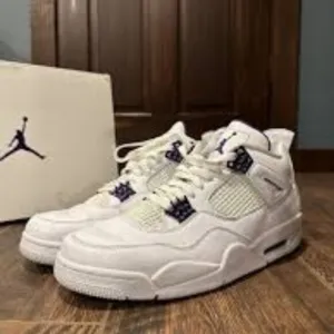 Air Jordan 4 Metallic Purple