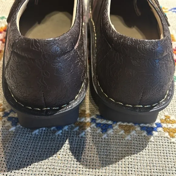 Alegria Deliah Cocoa Impressions Size 42/11.5 to 12