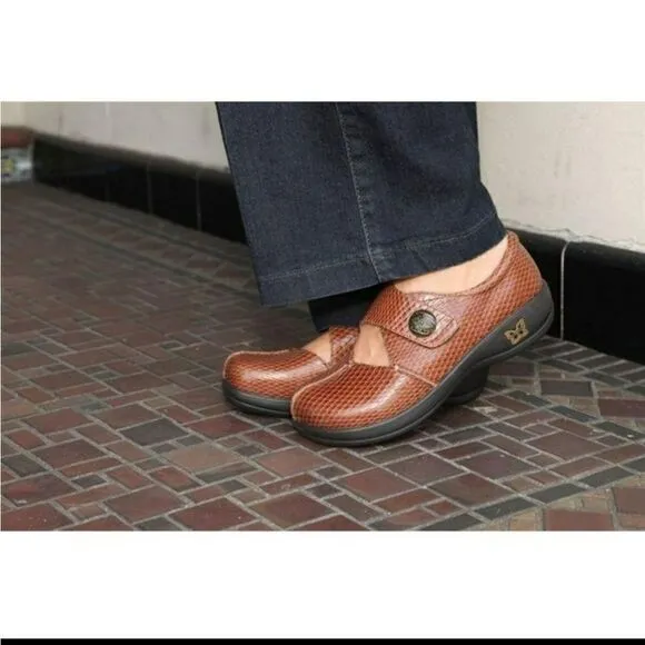 Alegria Kaitlyn Cognac Burnish Snake Professional Shoes Size EU 38 US 8/8.5