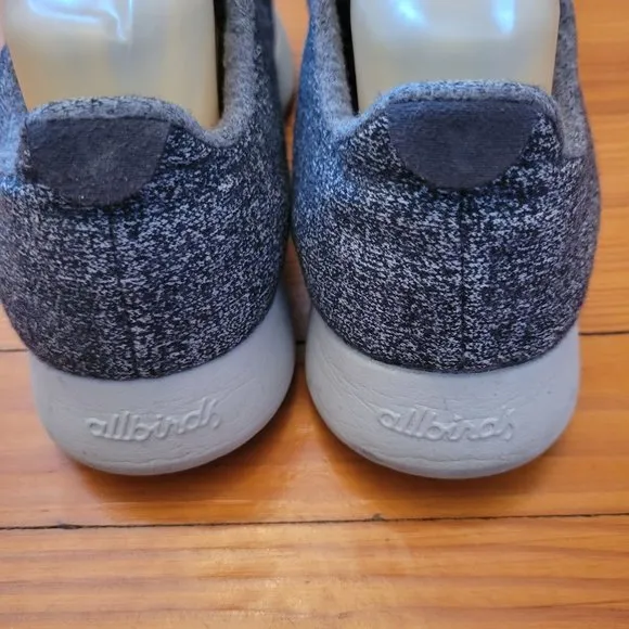 Allbirds 9 Gray Merino WOOL RUNNERS Lace Up Comfort Shoes Sneakers