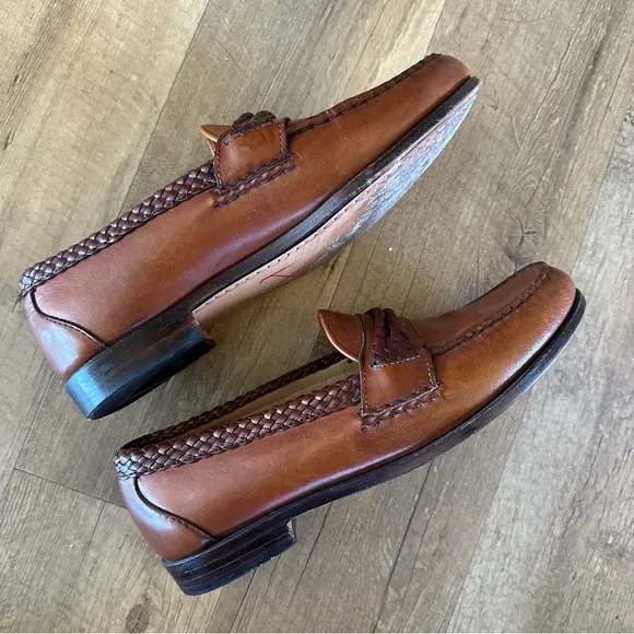 Allen Edmonds Newcomb Leather Moccasin Loafers
