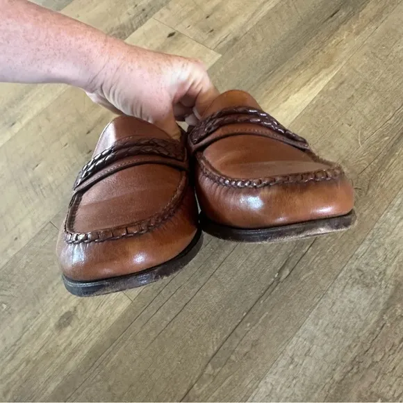 Allen Edmonds Newcomb Leather Moccasin Loafers