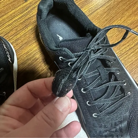 Altra HiiT XT Mens Size 9.5 Black Athletic Crossfit Training Sneakers Shoes