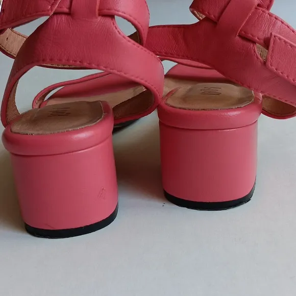 ANKLE STRAP SHOES