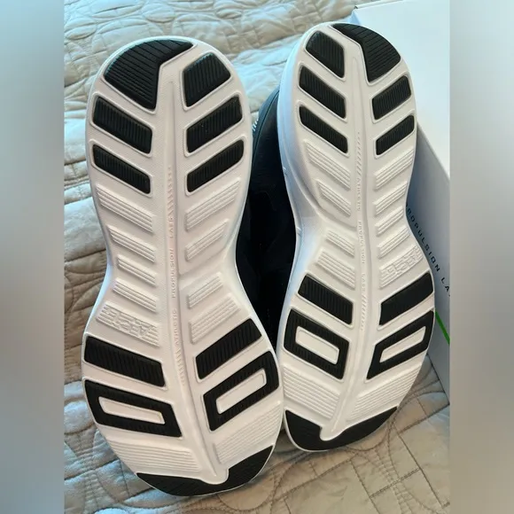 APL Ascend Black and White Shoes Men’s
