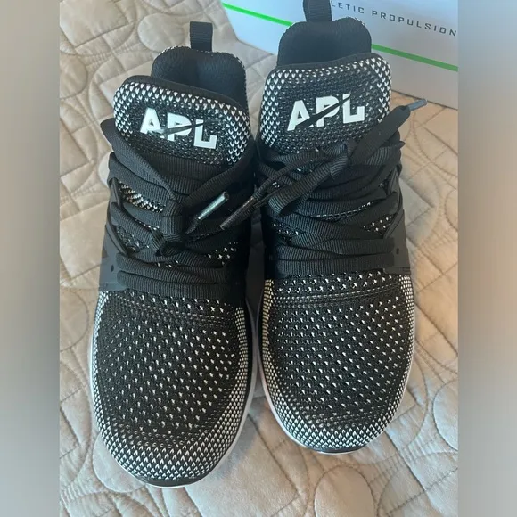 APL Black and White Women's Ascend Sneaker