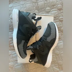 APL Black and White Women's Ascend Sneaker