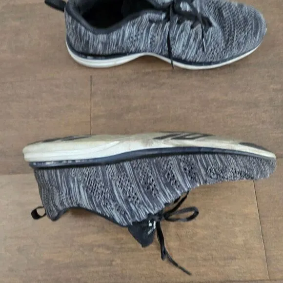 APL Men's Techloom sneakers Shoes size 13