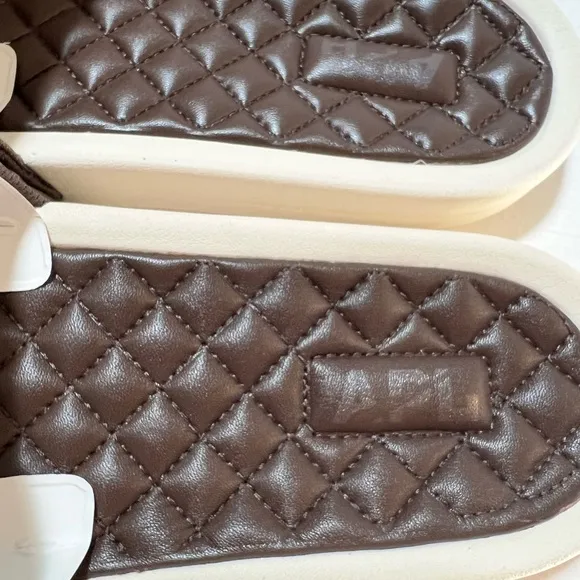 APL Quilted Leather Brown Slides 8
