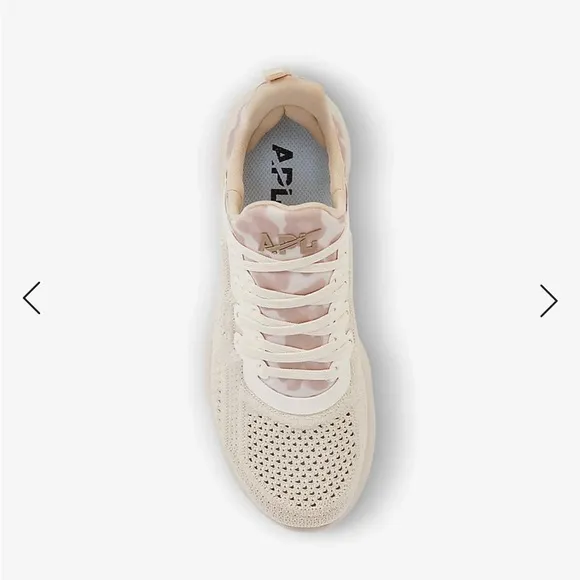 APL Tech Loom Tracer Knit Training Shoes