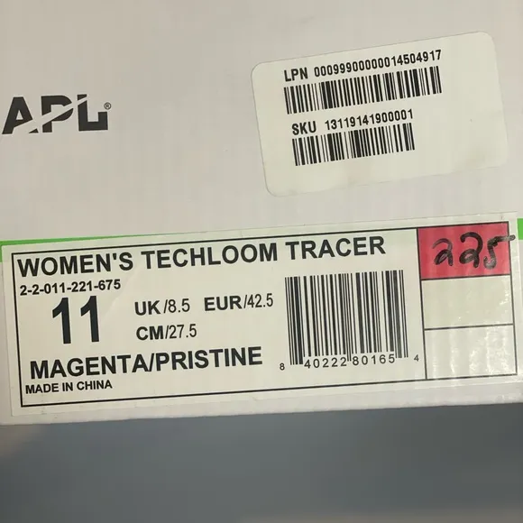APL Women's TechLoom Tracer Sneakers - Magenta, size 11