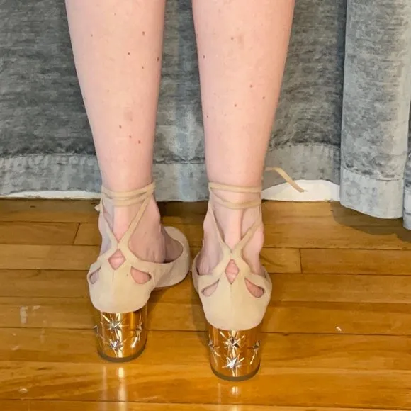 Aquazzura Trinity Pump 50 stars - nude pump with gold heel and ankle tie sz 37