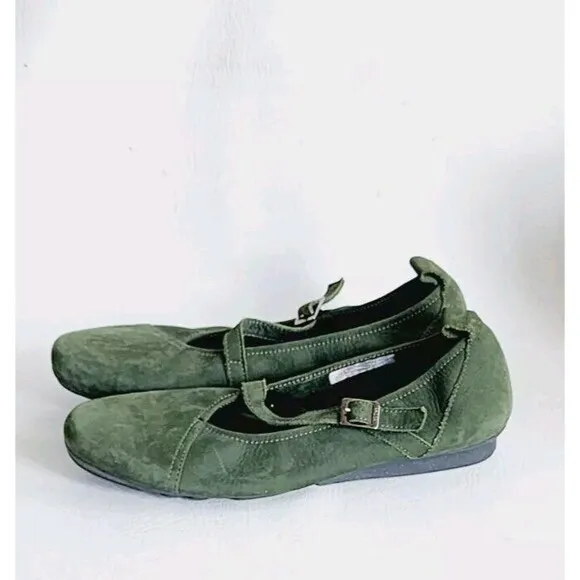 ARCHE Olive Green Leather  Mary Jane Comfort Shoes Size 40 EU Classic