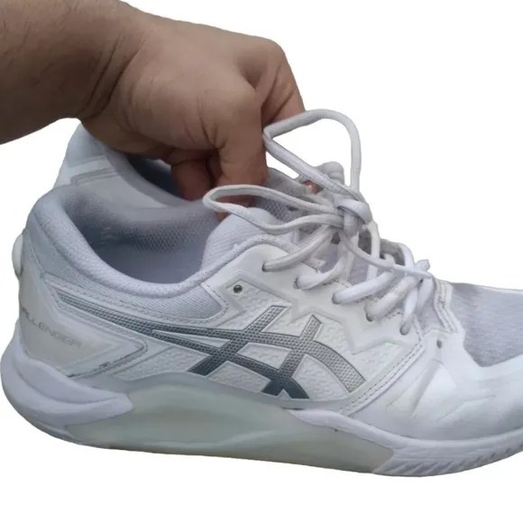 Asics Gel Challenger 12 Tennis Shoes Mens 9.5 US White Silver Sneakers Athletic