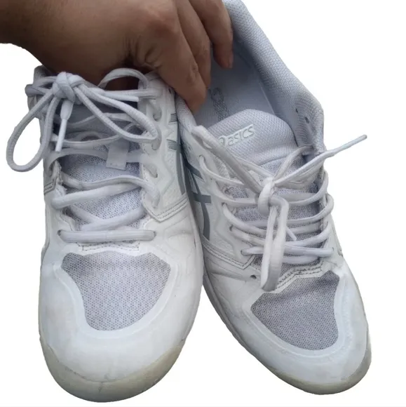 Asics Gel Challenger 12 Tennis Shoes Mens 9.5 US White Silver Sneakers Athletic