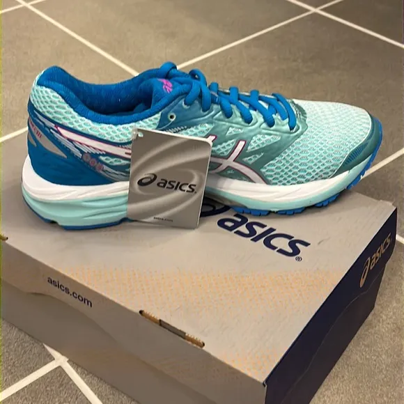 ASICS Gel Cumulus 18 shoes sneakers new running T6CBN 6701 aqua Women’s Size 6
