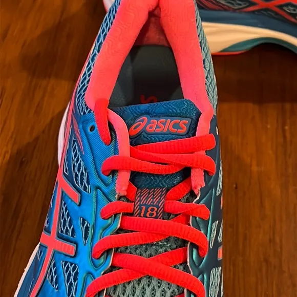 ASICS Gel Cumulus 18 shoes sneakers T6C8N 3906 running coral blue Womens Sz 6.5