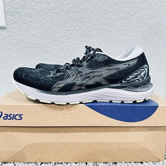 Asics Gel-Cumulus 23 Black Athletic Running Shoes 1012A888 Women’s Size 9
