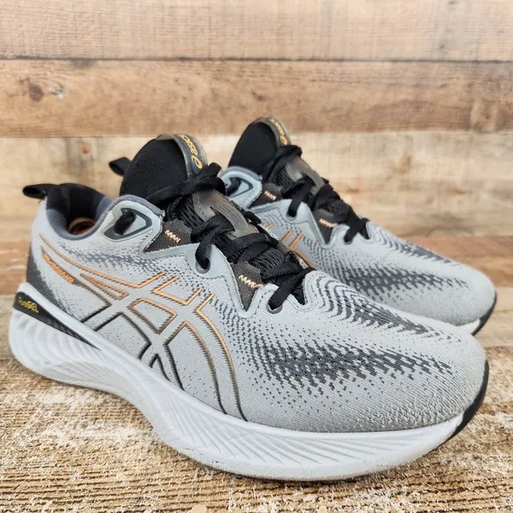 Asics Gel-Cumulus 25 Men's Size 9.5 Light Gray Athletic Running Sneaker 1011B621