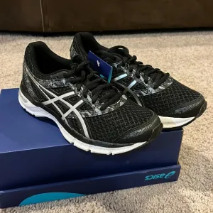 ASICS Gel Excite 4 shoes sneakers new T6E8N 9090 black silver Women’s Size 6.5