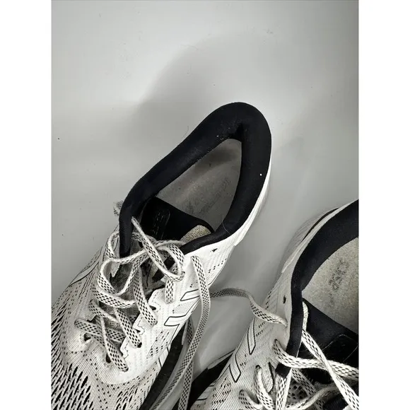 Asics Gel Kayano 26 Women's Running Shoes Size 9 White Black 1012A457