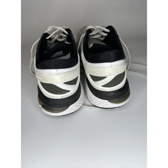 Asics Gel Kayano 26 Women's Running Shoes Size 9 White Black 1012A457