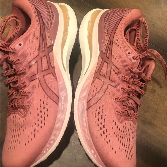 ASICS GEL-Kinsei Blast running shoes NEW