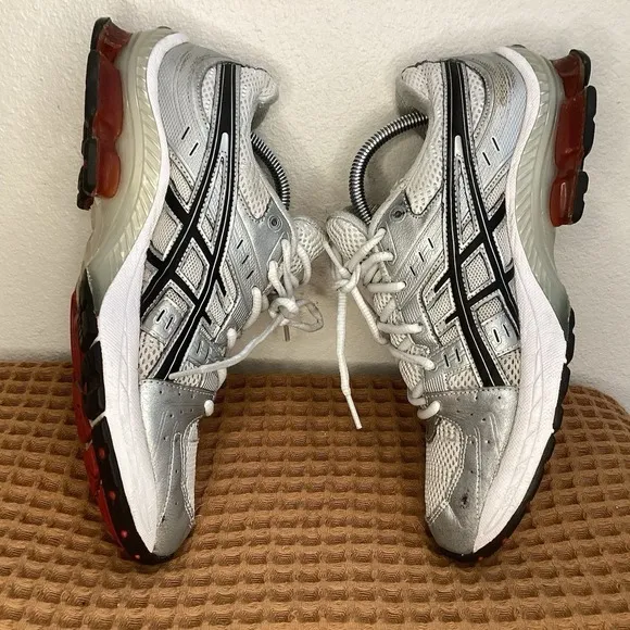 Asics Gel Kinsei Running Mens Sz 9 Silver Metallic Shoes Sneaker Casual 1021A117
