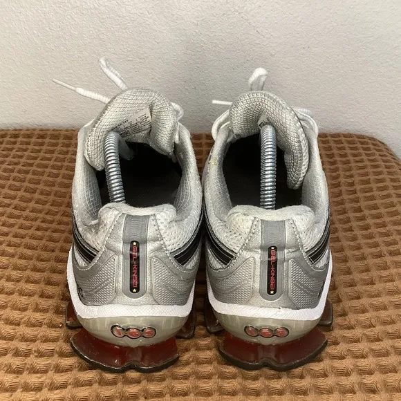 Asics Gel Kinsei Running Mens Sz 9 Silver Metallic Shoes Sneaker Casual 1021A117