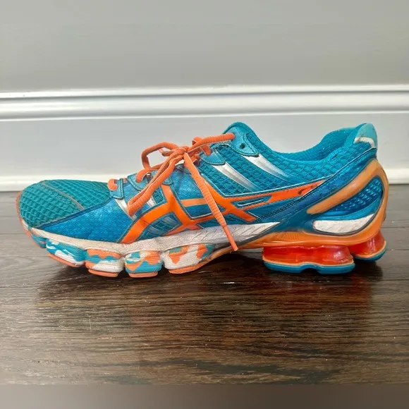 ASICS Gel Kinsel 4 T139N island blue/white/flash orange Men’s 11.5 Running Shoes