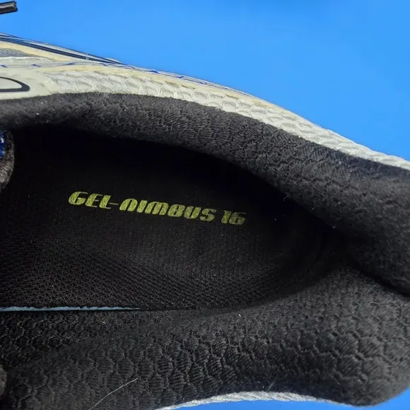 Asics Gel Nimbus 16 T437N Men Size US 13 White Black Blue Running Shoes