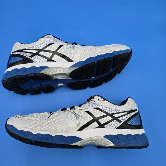 Asics Gel Nimbus 16 T437N Men Size US 13 White Black Blue Running Shoes