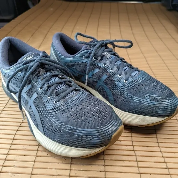Asics Gel Nimbus 21 Men's Running Shoes 1011A646 Grey Green Aqua Size 12. A11pm