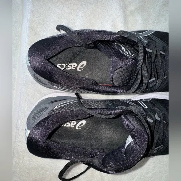 Asics GEL-NIMBUS 23 women’s shoes