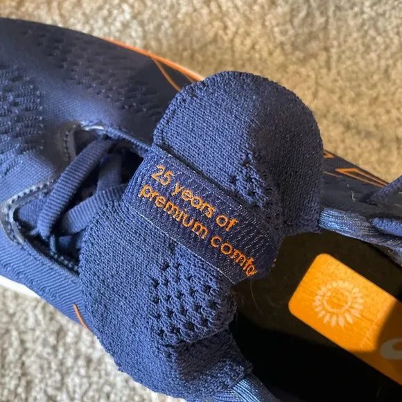 ASICS Gel-Nimbus 25 Running Shoes