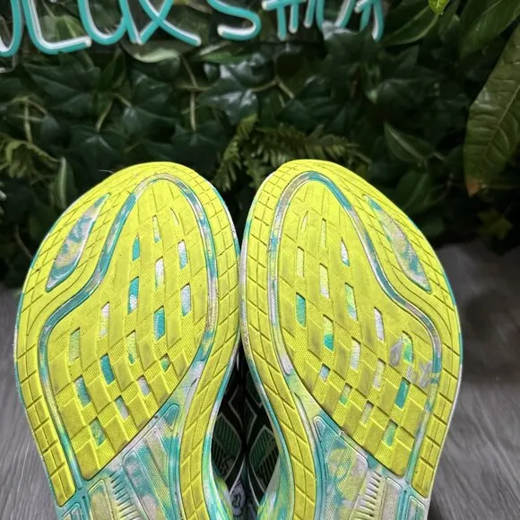 Asics Gel Noosa Tri 13 Running Shoes Womens 9.5 Black Green Athletic Sneaker