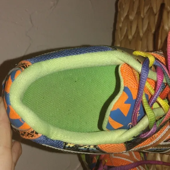 ASICS Gel-Nossa IGS TRI 8 Mens Neon Colorful shoes size 10.5